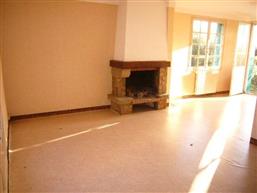 HERBIGNAC - Maison 4 chambres dans quartier calme avec belle vue d�gag�e sur la campagne