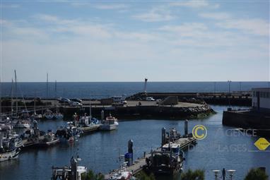 LA TURBALLE FACE PORT - Bel appartement en duplex T2bis � vendre 32.25 m� habitables - Proximit� plage et commerces