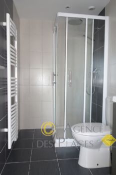 LA TURBALLE FACE PORT - Bel appartement en duplex T2bis � vendre 32.25 m� habitables - Proximit� plage et commerces