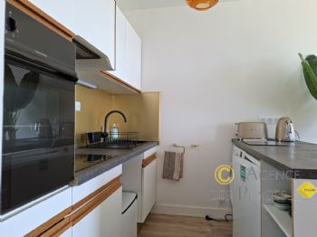 LA TURBALLE FACE PORT ET MER - Magnifique appartement de 47 m� 2 chambres � vendre - Proximit� imm�diate de la plage