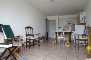 LA TURBALLE CENTRE-VILLE - Appartement 2 chambres � vendre - Plage et commerces � pied