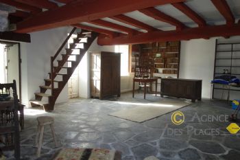 PIRIAC SUR MER CENTRE-VILLE - Magnifique maison bretonne d'�poque � r�nover - Proximit� imm�diate du port