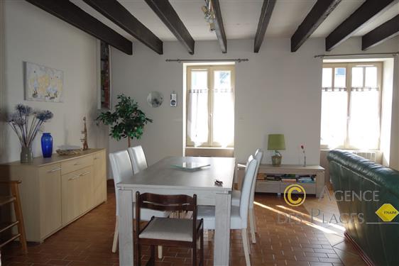 PIRIAC SUR MER dans un lieudit - Maison ancienne en pierre 3 chambres � vendre - Plage et commerces � v�lo