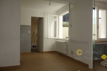 LA TURBALLE CENTRE-VILLE - Maison 4/5 chambres � vendre - Port, plage et commerces � pied