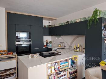 LA TURBALLE CENTRE-VILLE - Appartement de plain pied, 2 chambres, en parfait �tat - Commerces, port et plage � pied