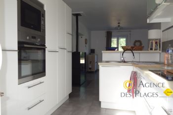 LA TURBALLE - Maison de plain pied en parfait �tat 4 chambres � vendre - A 10 mn � v�lo de la plage et des commerces