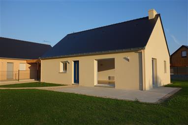 SAINT-MOLF - Maison r�cente de plain pied, 3 chambres, � louer � l'ann�e - Les commerces � pied